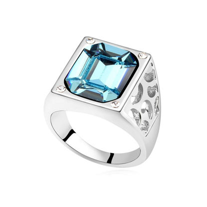 Picture of Austrian Crystal Ring - Queen