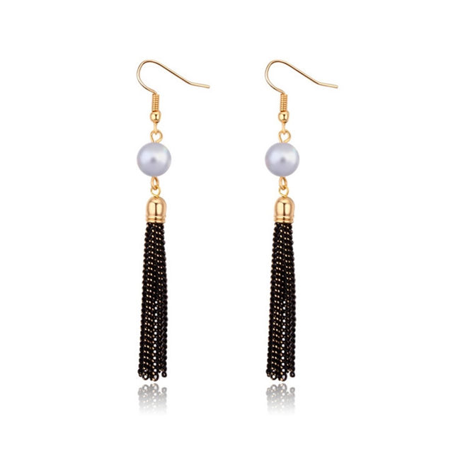 Picture of Tassel Highlight Pearl Earrings