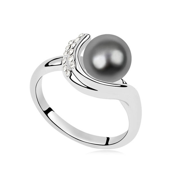 Picture of Dream Guard Pearl Mosaic Ring