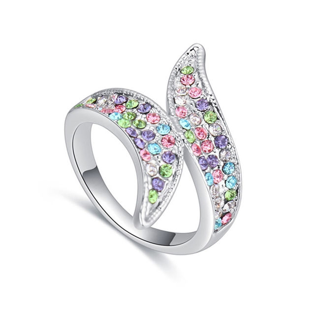 Picture of Two Leaves Crystal Mosaic Ring