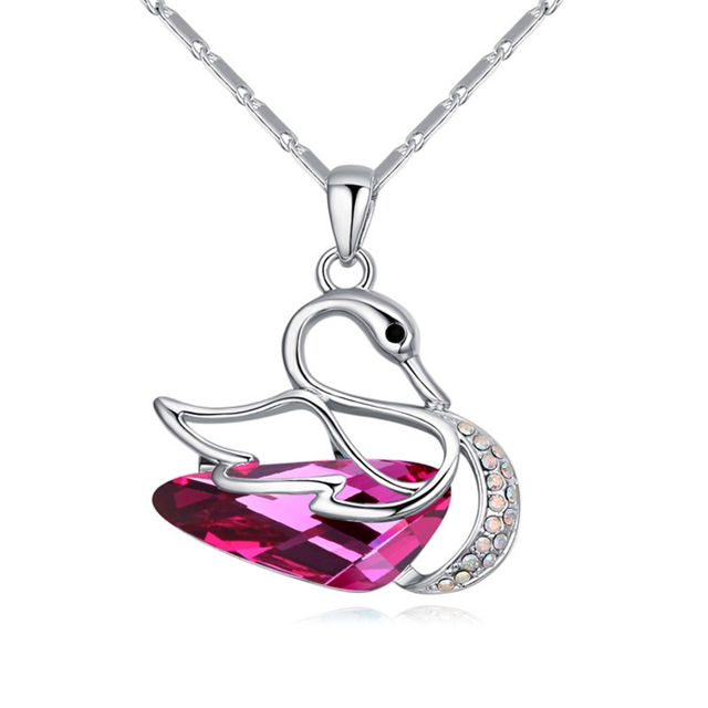 Picture of Fantasy Swan  Crystal Necklace