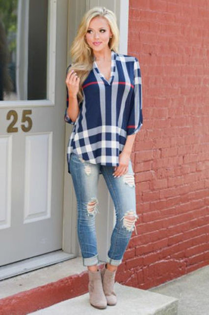 Picture of Fashion Plaid Printed V-Neck 3/4 Sleeve Top