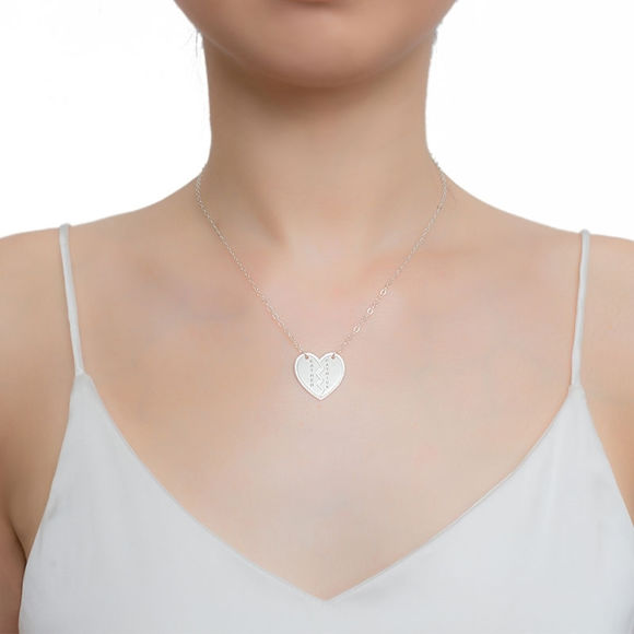 Bild von Personalisierte Halskette in Herzform mit zwei Namen aus 925er Sterling Silber