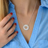 Imagen de Collar personalizado con círculo interior de corazón en plata de ley 925