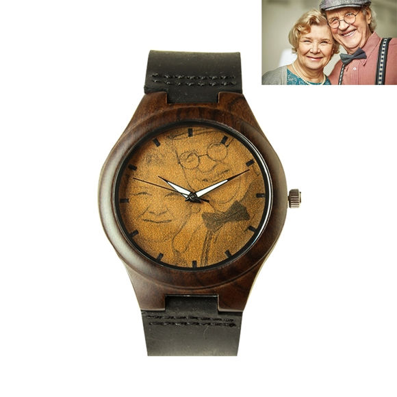 Imagen de Grabado clásico reloj de fotos de madera