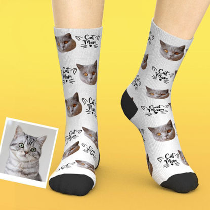Image de Chaussettes de nouveauté photo personnalisées pour maman chat - Chaussettes de visage photo drôle personnalisées pour hommes et femmes - Meilleur cadeau pour la famille