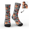 Image de Chaussettes de visage personnalisées Chaussettes photo personnalisées Cadeau pour la famille - Amour - Chaussettes de visage photo drôle personnalisées pour hommes et femmes - Meilleur cadeau pour la famille
