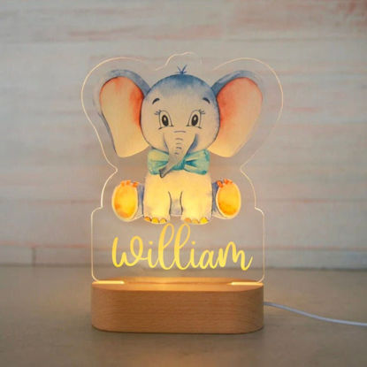 Immagine di Luce notturna con nome personalizzato per bambini - Luce notturna personalizzata con cravatta a forma di elefante con illuminazione a LED per bambini - Personalizzala con il nome del tuo bambino