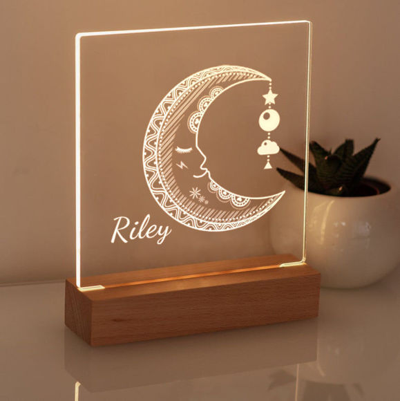 Bild von Sleeping Moon Night Light – personalisiert mit dem Namen Ihres Kindes