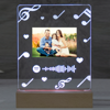 Imagen de Luz de noche de foto familiar personalizada con código de Spotify escaneable con nota musical para amantes de la música
