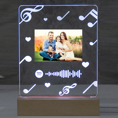 Image de Veilleuse photo de famille personnalisée avec code Spotify scannable avec note de musique pour les mélomanes