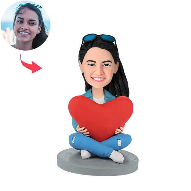 Picture of Custom Bobbleheads: Heart Women | Personalized Bobbleheads for the Special Someone as a Unique Gift Idea