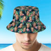 Imagen de Sombrero de cubo personalizado Cara personalizada Estampado de flores tropicales Sombrero de pescador hawaiano - Flamenco