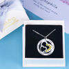 Image de Collier personnalisé de membre de la famille Heart in Heart avec pierres de naissance pour maman en argent sterling 925 - Personnaliser avec le nom de famille | Collier Famille Personnalisé en Argent 925