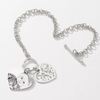 Image de Bracelet pour femme avec gravure en forme de cœur et gravure en argent – Personnalisez avec n'importe quelle photo ou pierre de naissance | Bracelet pendentif personnalisé en argent sterling 925