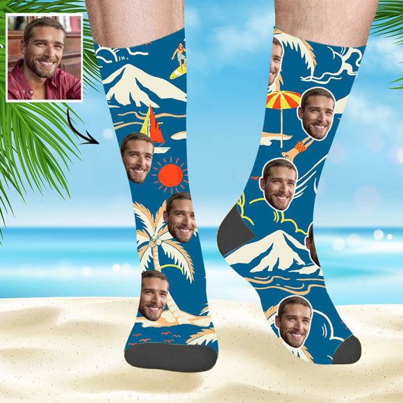 Image de Chaussettes hawaïennes personnalisées Chaussettes d'été personnalisées - Surf - Chaussettes personnalisées avec photo drôle pour hommes et femmes - Meilleur cadeau pour la famille