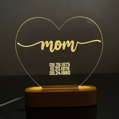 Bild von Muttertagsgeschenke Nachtlicht mit Herzform – personalisiert mit individuellem Kindergeburtstag