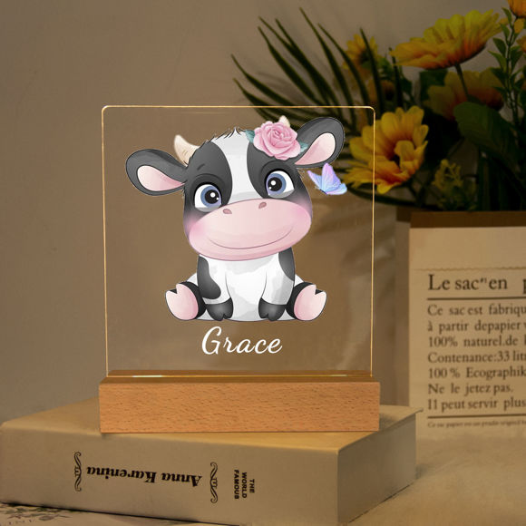 Imagen de Luz nocturna de vaca lechera: personalícela con el nombre de su hijo