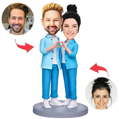 Bild von Custom Bobbleheads:  Couple Hands In Heart Pose | Personalized Bobbleheads for the Special Someone as a Unique Gift Idea
