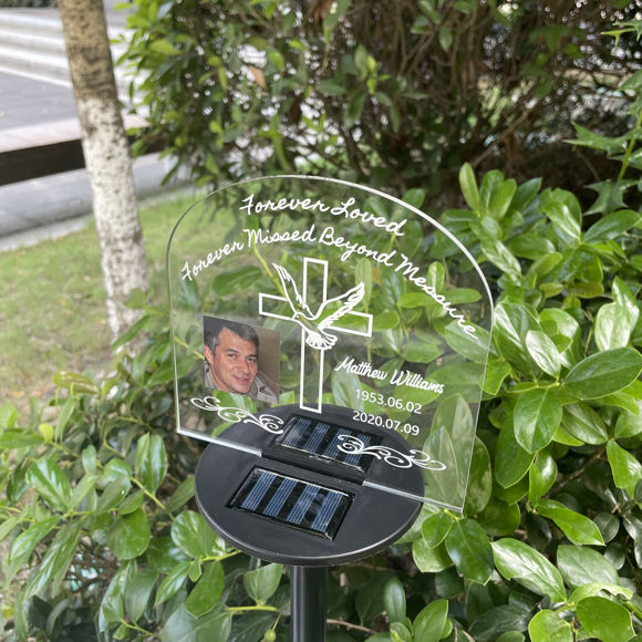 Imagen de Personalized Solar Night Light - Cross - Garden Solar Light for Memorial