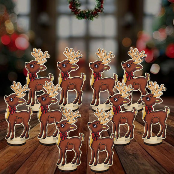 Bild von Personalisierte Namens-Platzhalter aus Holz – individuelle Cartoon-Rentier-Schneemann-Tischkarten – handgefertigte Weihnachtsornamente