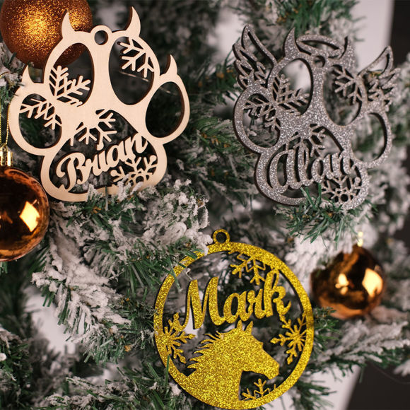 Afbeeldingen van Gepersonaliseerde hondenpootornament - aangepaste kerstnaamornament - huisdierornament met aangepaste naam als kersthuisdecor - 3-pack bundelverkoop