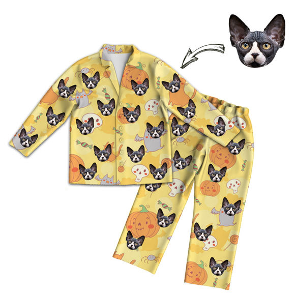Afbeeldingen van Gepersonaliseerde pyjama in Halloween-stijl - Aangepaste gezichtsfoto Gele Pompoen Pyjama met lange mouwen Halloween-stijl - Beste cadeau voor dierbaren, familie en meer.