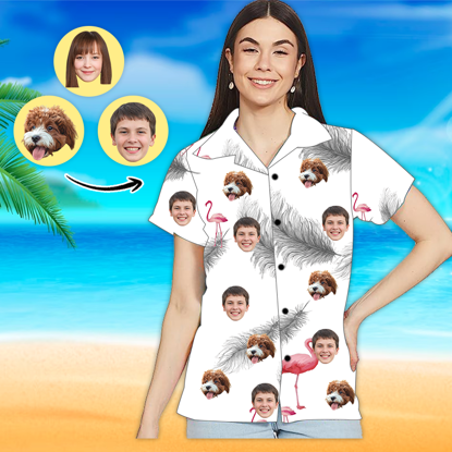 Bild von Benutzerdefiniertes Gesichtsfoto-Hawaii-Hemd – Benutzerdefiniertes Frauen-Gesichts-Hemd mit Allover-Print-Hawaii-Hemd – Beste Geschenke für Frauen – Weißes Muster – T-Shirts als Weihnachtsgeschenke