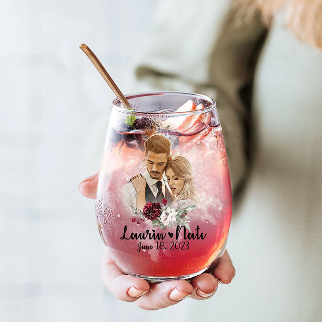 Picture of Personalized Wine Glass With Photo - Custom Wine Glasses - Wedding Gift