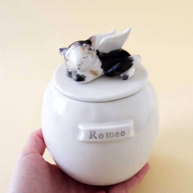 Picture of Custom Handmade pet Ceramic Urn - Personalised Pet Urn with Flowers - Pet Ornaments