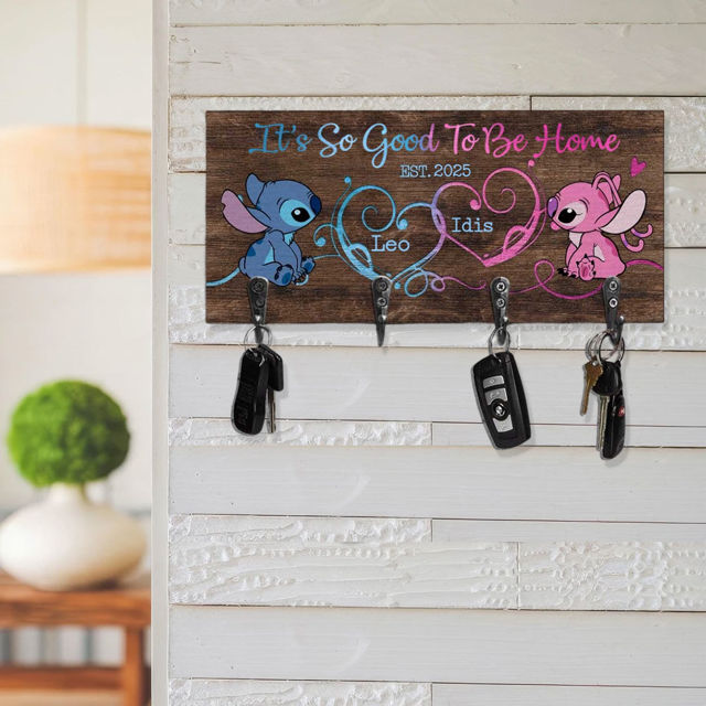 Picture of Personalized Wooden Key Holder - Custom Name Key Hanger for Wall - Personalized Home Décor & Gift Idea