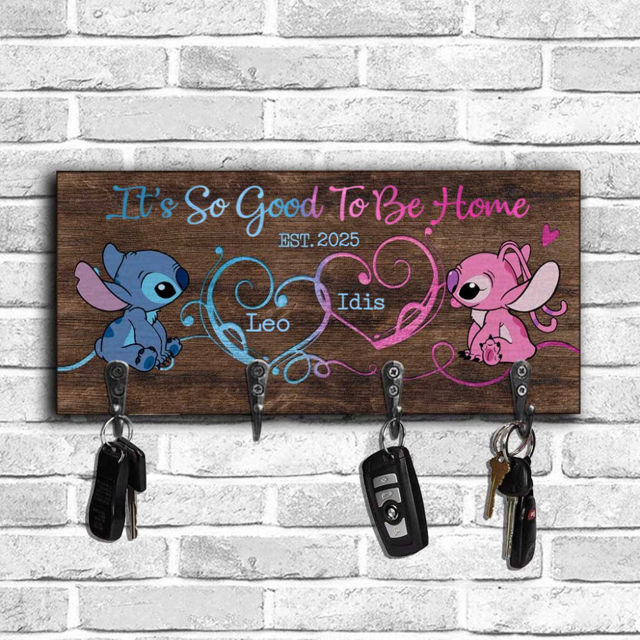 Picture of Personalized Wooden Key Holder - Custom Name Key Hanger for Wall - Personalized Home Décor & Gift Idea