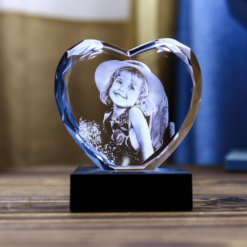 Picture of Custom 3D Crystal Photo in Heart