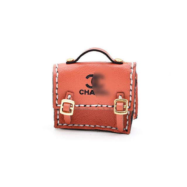 Picture of 17cm Labubu Mini Bag - CHANEL Style Mini Bag for Dolls - Backpack - Crossbody Bags