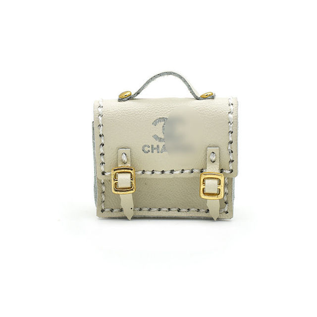 Picture of 17cm Labubu Mini Bag - CHANEL Style Mini Bag for Dolls - Backpack - Crossbody Bags