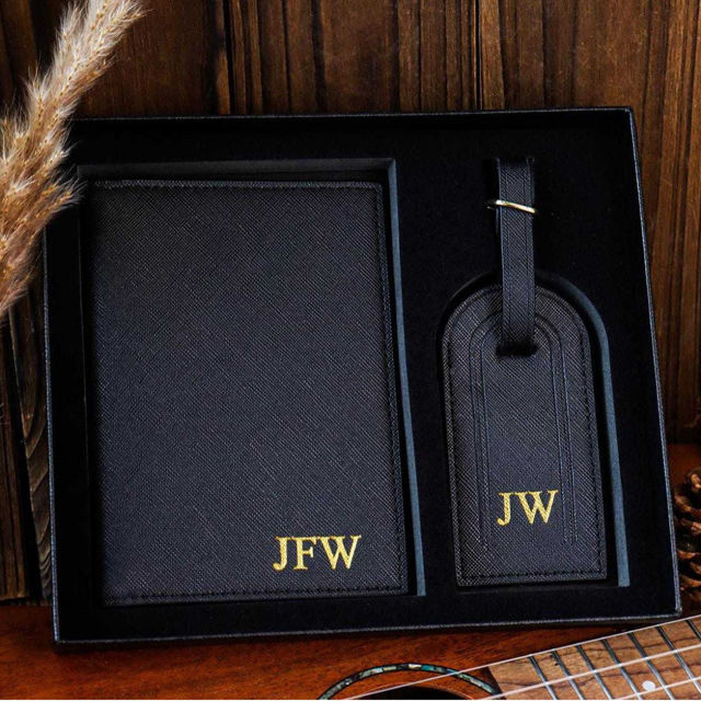 Picture of Personalized Passport Holder and Luggage Tag - Custom Passport Holder and Luggage Tag - Custom Travel Accessories - Gift Box