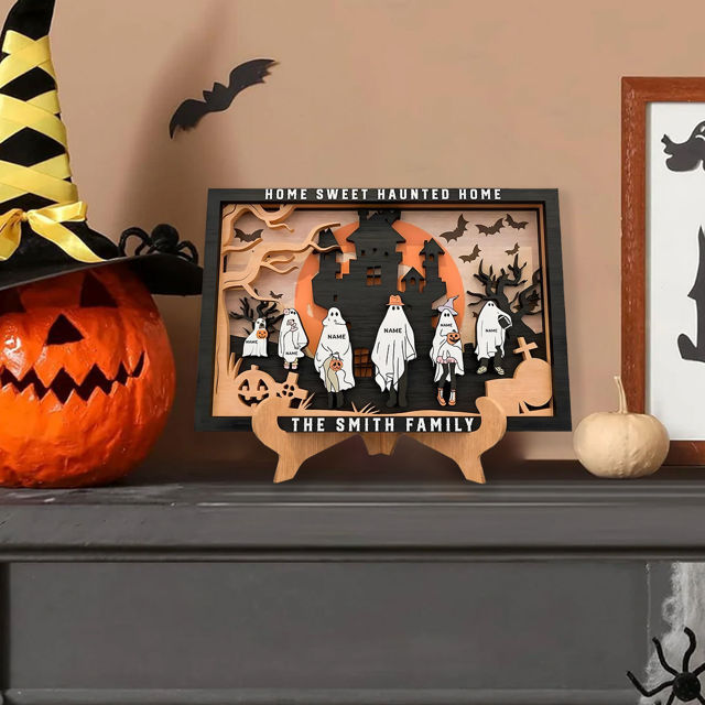 Picture of Custom Halloween Ghost Family Sign - Personalised Wooden Halloween Family Sign - Halloween Decor