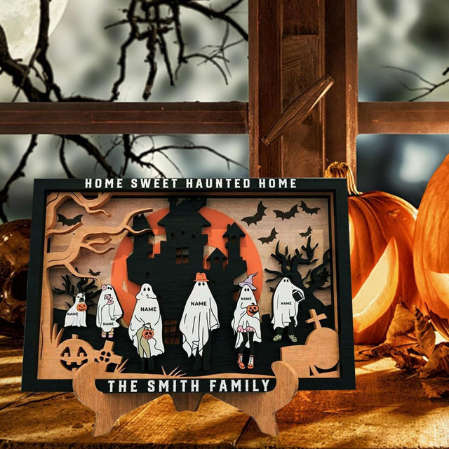 Picture of Custom Halloween Ghost Family Sign - Personalised Wooden Halloween Family Sign - Halloween Decor