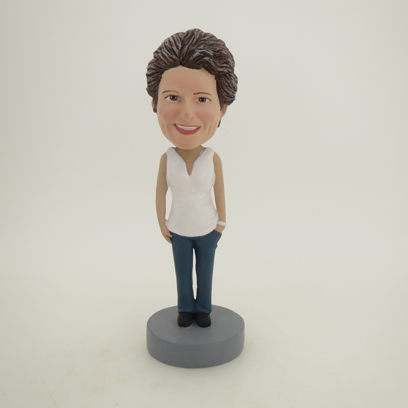 Picture of Custom Bobblehead Doll: White Clothes Mother