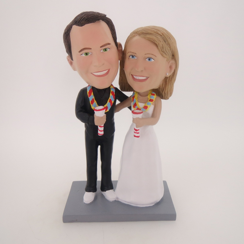 Picture of Custom Bobblehead Doll: Singing Fun Couple