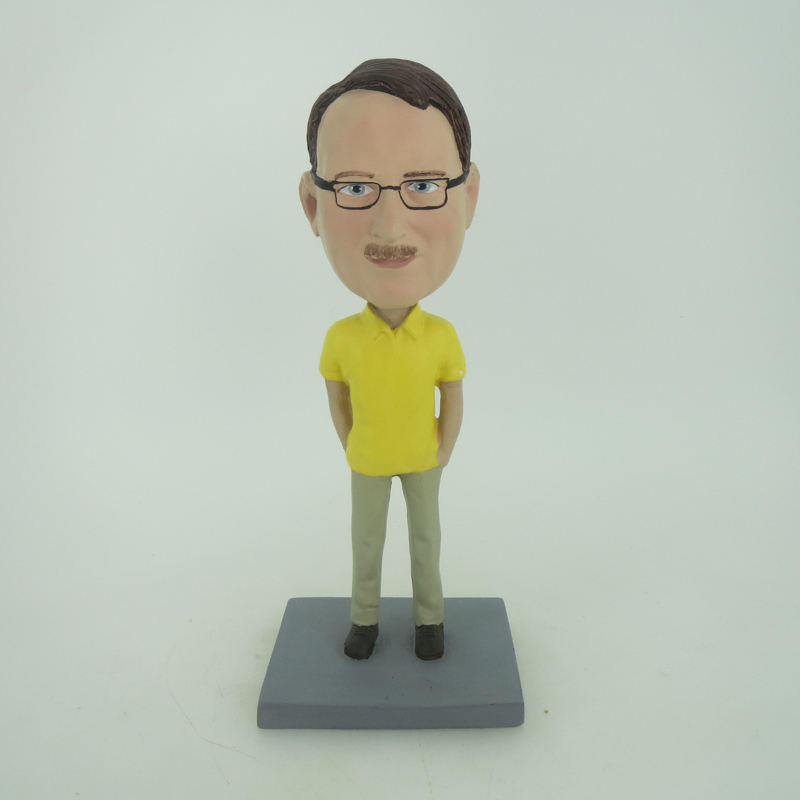Picture of Custom Bobblehead Doll: Casual Man In Yellow Short TShirt