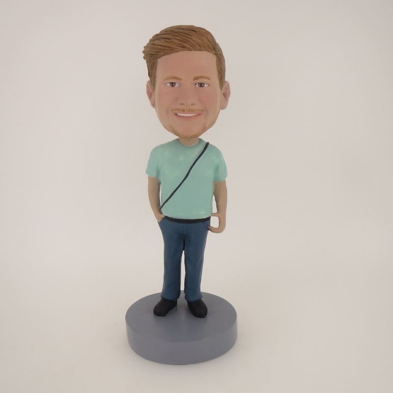 Picture of Custom Bobblehead Doll: Casual Man With A Bag