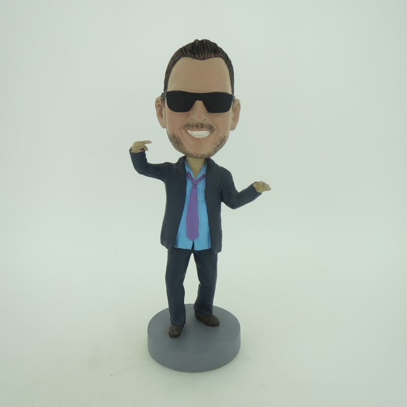 Picture of Custom Bobblehead Doll: Cugar In Sunglass Joking