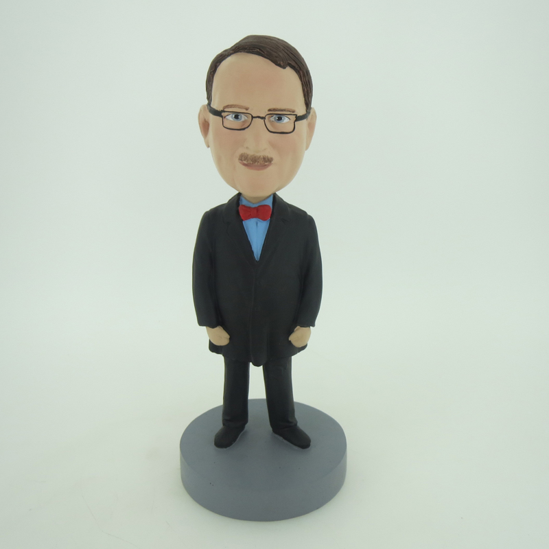 Picture of Custom Bobblehead Doll: Man In Bigger Coat With Bow
