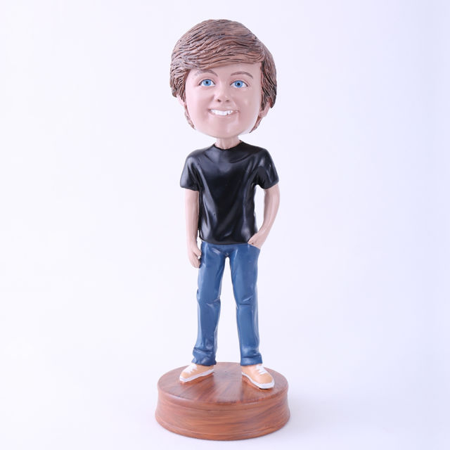 Picture of Custom Bobblehead Doll: Black T-shirt Casual Boy