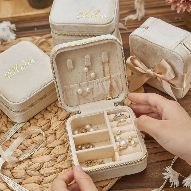 Picture of Custom Square Velvet Travel Jewelry Box - Personalized Small Travel case - Bridesmaid Gift