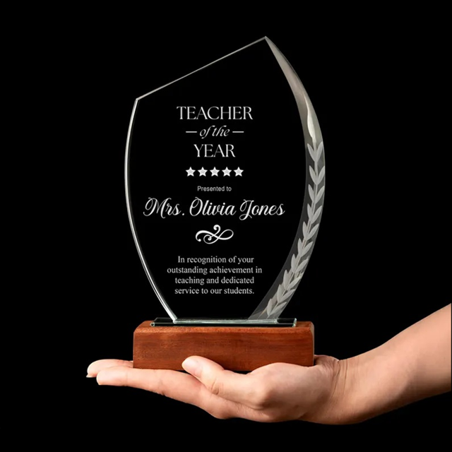 Picture of Medal Crystal Award – Personalized Engraved Glass Plaques for Corporate Recognition, Employee Achievement & Retirement Gifts