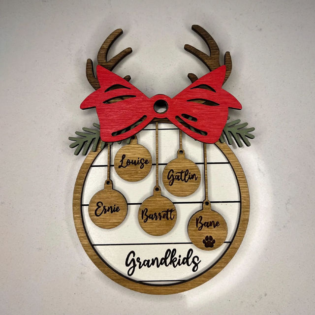 Picture of Personalized Wooden Christmas Ornaments - Family Christmas Ornament with Names - Circle Shaped Christmas Ornament