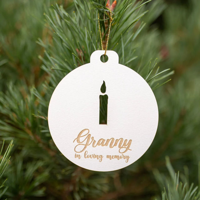 Picture of Personalized Wooden Christmas Ornament set - Family Christmas Ornament with Names - Circle Shaped Christmas Ornament