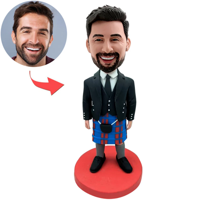 Picture of Custom Bobbleheads: Man in Kilt and Tartan | Personalized Bobbleheads for the Special Someone as a Unique Gift Idea